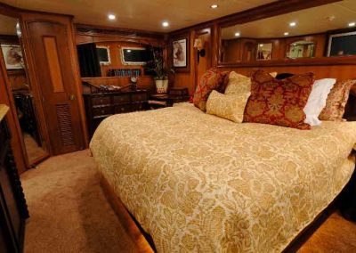 Endless-Summer---Master-Stateroom-2