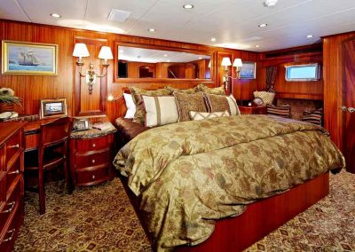 Master-Stateroom-3