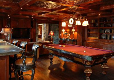 Pool-table-&-bar